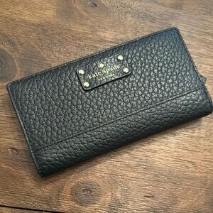 ✅ CLOSET CLOSING SOON Kate Spade Bay Street Stacy Black Pebbled Leather Wallet